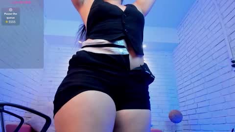 Paulina  online show from March 25, 1:07 pm