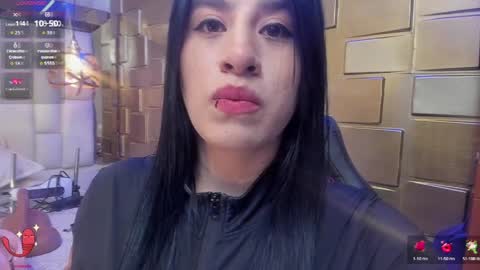 paulinabelen21 online show from April 8, 2:36 am