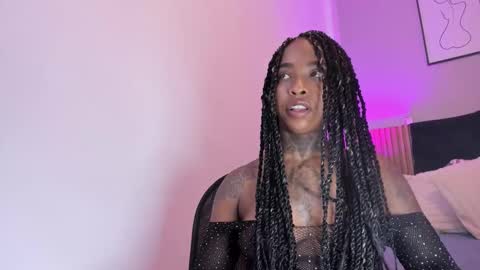 Pauline online show from March 27, 8:26 am