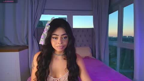 paulinne_clark online show from March 29, 8:54 pm