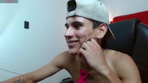 paull online show from January 11, 8:31 am