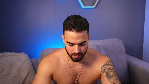 Paul Phoenix online show from February 11, 9:29 pm