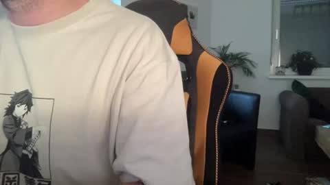 love bush online show from September 25, 8:32 am