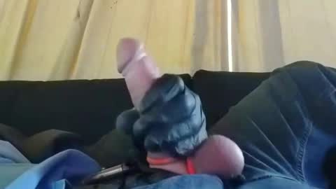 paulstine online show from January 16, 12:01 am