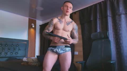 Paul online show from April 1, 4:26 pm