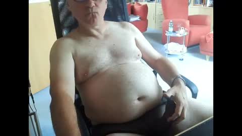Pavlov aka Peter online show from June 17, 8:52 am