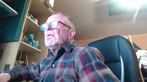 pc8474408 online show from February 22, 5:37 pm