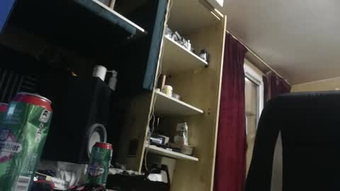 pc8474408 online show from March 21, 3:06 pm