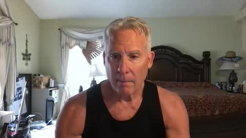 peacemakerone1 online show from April 3, 7:43 pm