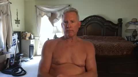 peacemakerone1 online show from April 4, 7:54 pm