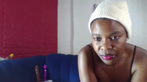peach_melbah online show from May 23, 6:20 am