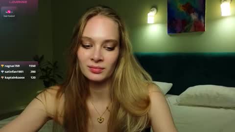 Lexy Peach online show from October 31, 11:27 pm