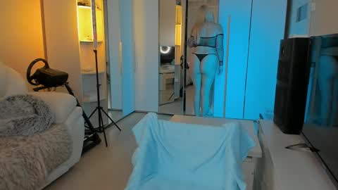 peachju1cy online show from January 19, 3:18 am