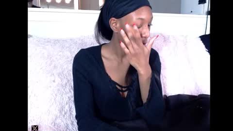 Snapshot of peachypeachgirl chatting on December 30, 2:51 pm peachypeachgirl online show from December 30, 2:51 pm