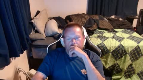 pecker40 online show from December 5, 2:04 am