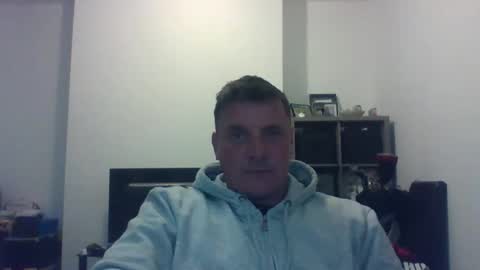 pedrok87 online show from April 12, 11:53 pm