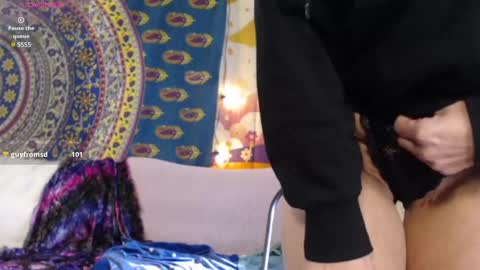 Snapshot of peekclimaxxx chatting on March 4, 3:15 pm NEXT CHILL SESH  1130 930pm -ish PEEK online show from March 4, 3:15 pm