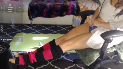 Snapshot of peekclimaxxx chatting on September 22, 1:59 pm NEXT CHILL SESH  1130 930pm -ish PEEK online show from September 22, 1:59 pm