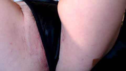 Snapshot of peekclimaxxx chatting on February 2, 3:21 am NEXT CHILL SESH  1130 930pm -ish PEEK online show from February 2, 3:21 am