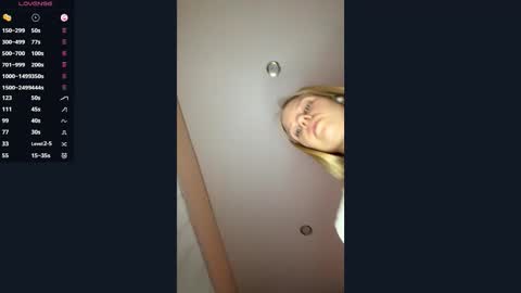 Mary online show from October 5, 3:08 pm