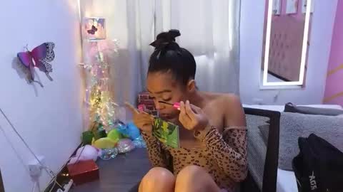 peneelopeecute online show from January 7, 6:24 pm