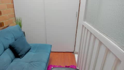 Penelope online show from April 6, 6:42 pm