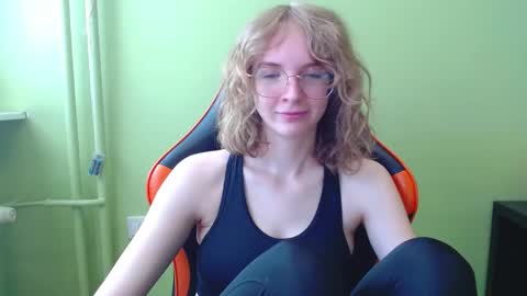 Penny online show from March 11, 7:44 am