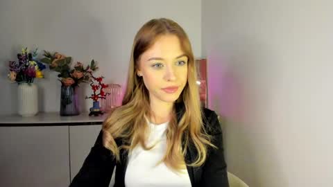 Cindy online show from April 7, 4:58 am