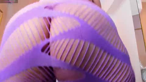 PerlaPreciosa online show from November 15, 4:47 am