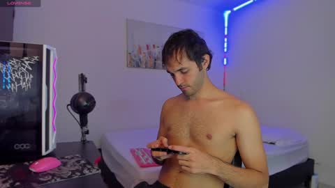 persi online show from December 24, 8:00 am