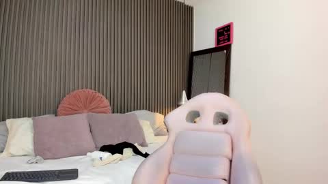 Lizza online show from March 9, 12:10 pm