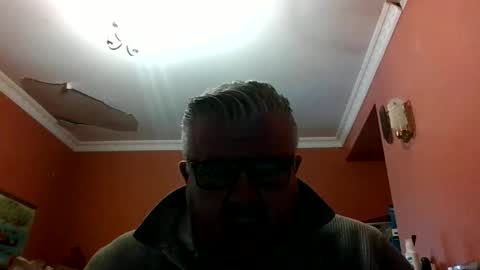 pete112991 online show from April 6, 2:18 pm