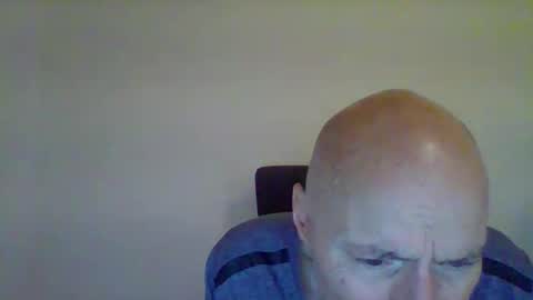 Snapshot of peter19599 chatting on September 30, 7:46 pm peter19599 online show from September 30, 7:46 pm