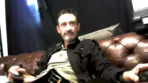 peterrobertson939 online show from April 11, 1:54 am