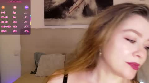 Peters Emily online show from March 23, 8:58 pm