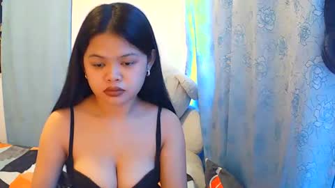 petite_angelxxx online show from July 24, 6:38 pm