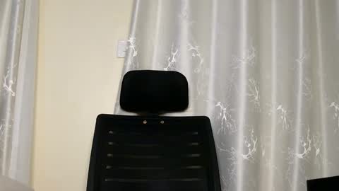 Moon online show from May 8, 1:44 am