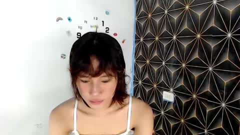 Snapshot of petite_japanese111 chatting on December 4, 4:21 pm petite_japanese111 online show from December 4, 4:21 pm