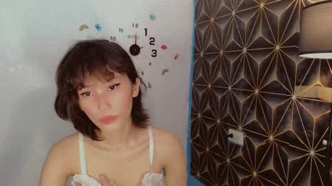 Snapshot of petite_japanese111 chatting on December 6, 2:55 pm petite_japanese111 online show from December 6, 2:55 pm