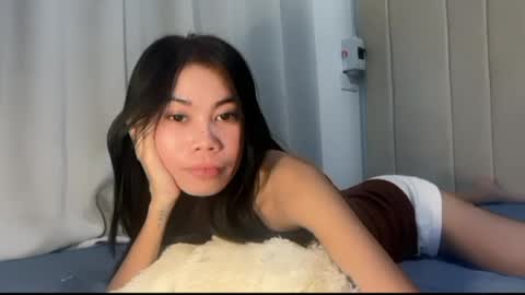 petite_kaye online show from June 16, 8:51 am