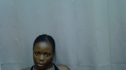 petite_melan online show from September 17, 12:30 pm