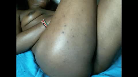 petite_shan online show from October 12, 6:54 pm