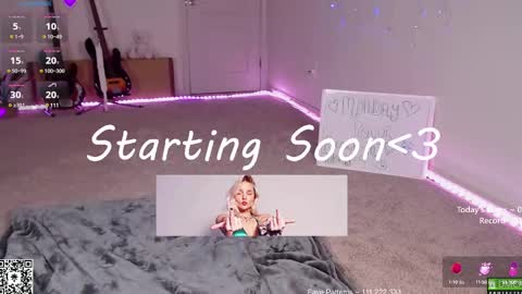 PiperAvery online show from February 25, 1:09 am