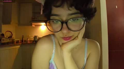 Lunna online show from February 4, 3:10 am