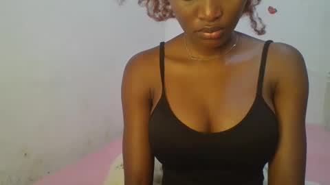 diva online show from April 25, 3:19 am
