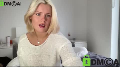 lara online show from October 26, 3:23 pm