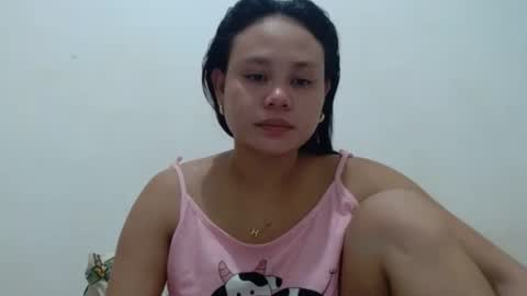 petty_yumii online show from May 30, 12:47 pm