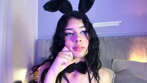 peytonn_monroe online show from October 10, 4:35 pm