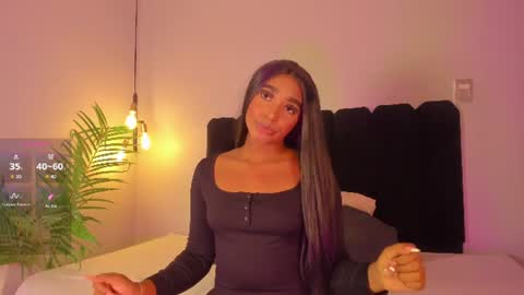 peytonrouse1 online show from July 6, 8:00 pm