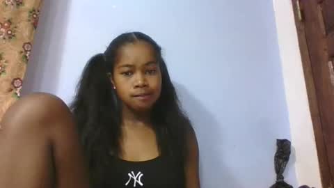 phania185885 online show from March 21, 6:30 am